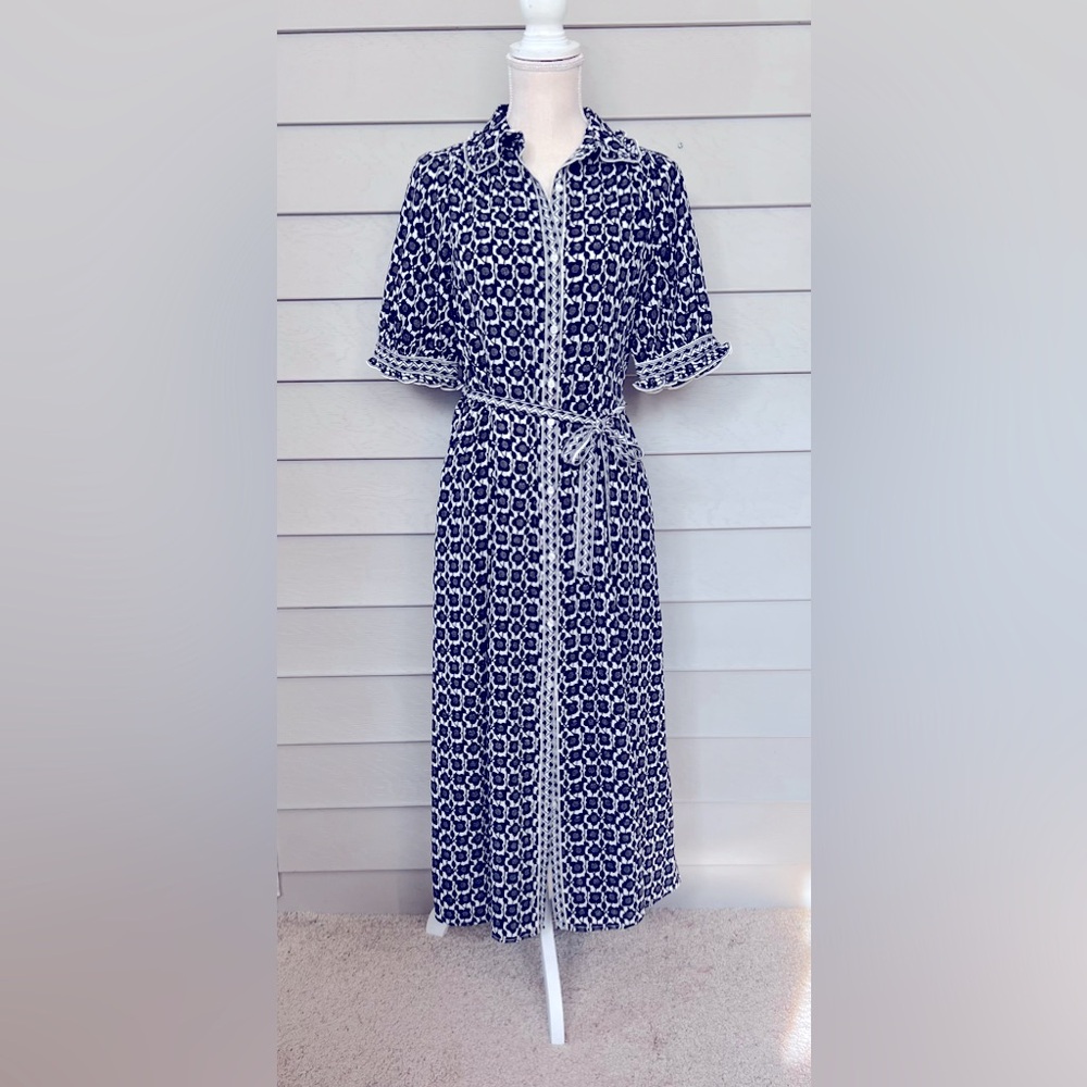 Max Studio London button down dress size M